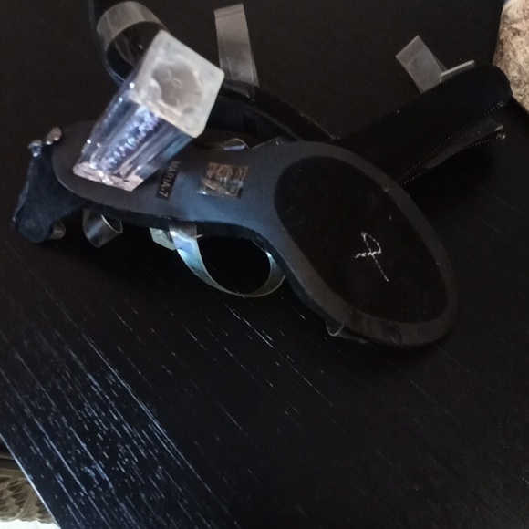 CAPE ROBBIN Maria-7 Lucite Clear Perspex Glitter Block Heel Open Peep Toe Sandal - Picture 5 of 5